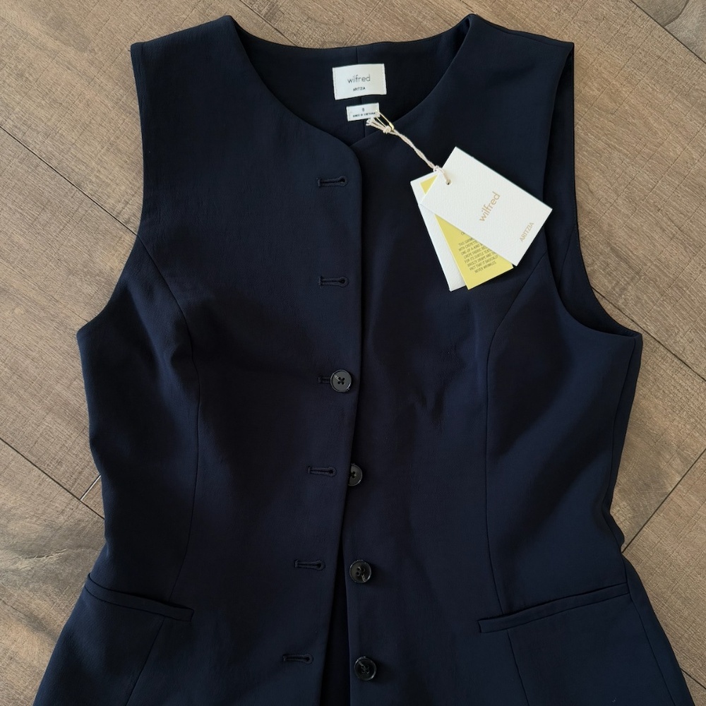 Wilfred Regal Vest